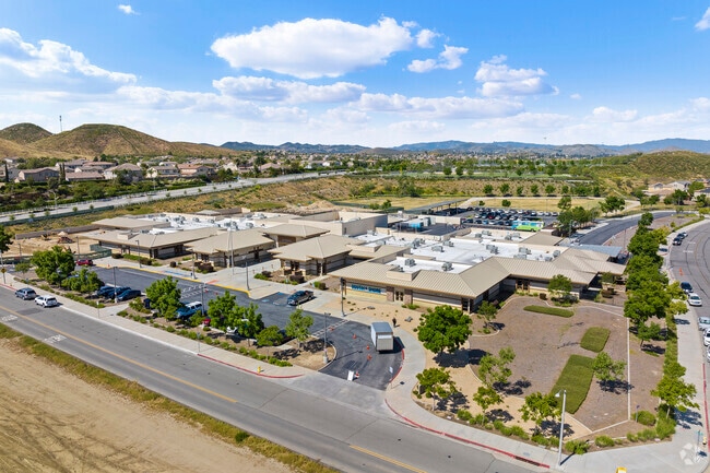 Join A Community Of Lifelong Learners At Southshore Elementary School In Menifee Lakes