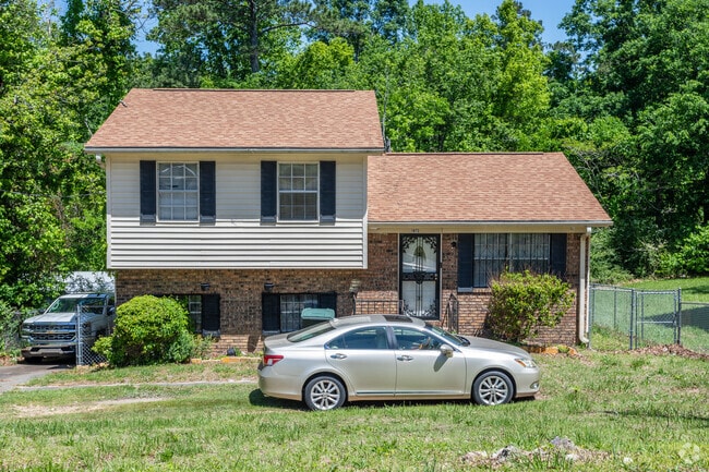 Split-level homes are among the varied architectural styles found in Airport Hills.