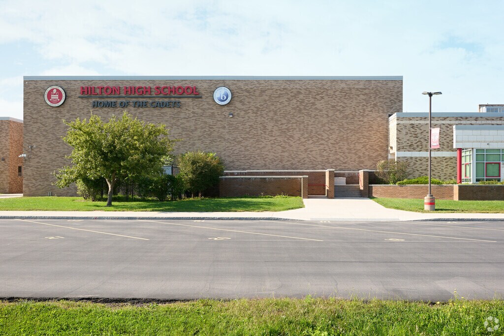 Hilton High School is a highly rated, public school in Hilton, NY and has 1,366 students in grades 9-12 with a student-teacher ratio of 12 to 1.
