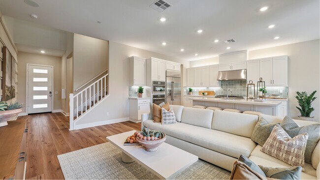 638 Snowberry Place, Montebello, CA 90640 - photo 7