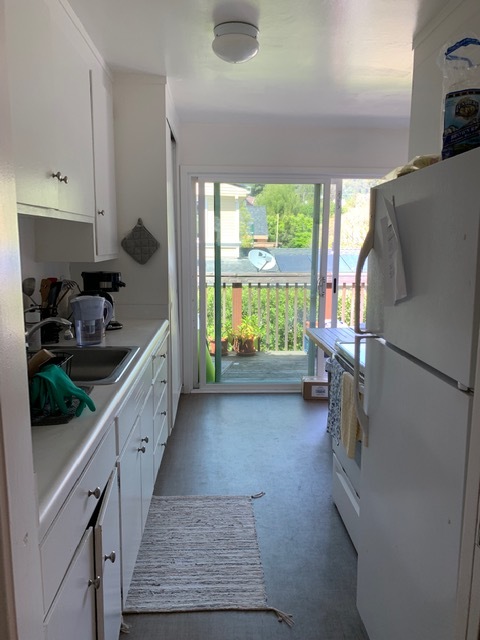 kitchen upstairs