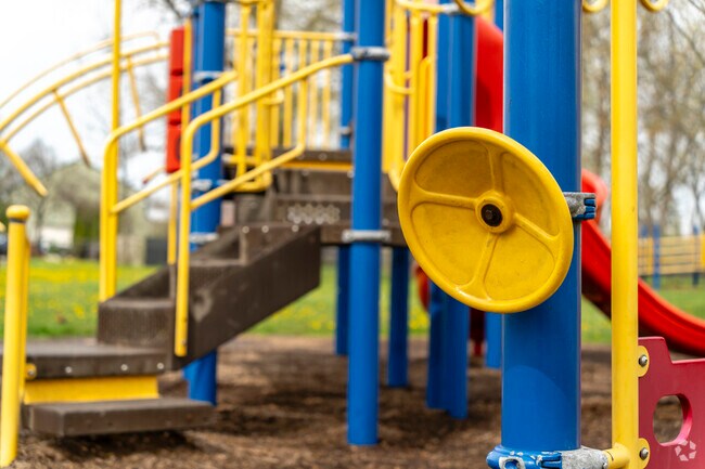 Your kids will love the playground at Handy Park.