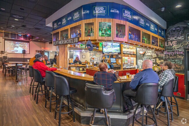 Head to Stockton's for a drink and some pool in Maple Valley.