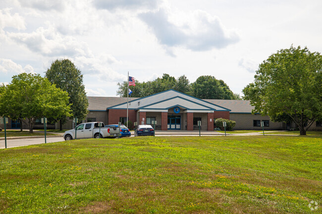 Three Rivers School in Pembroke is a public school serving grades 5-8.