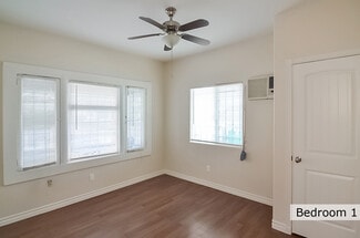 1234 W 37th Dr, Los Angeles, CA 90007