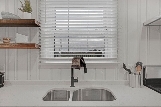 2151 Thoroughbred Ln unit Heritage Hideaway, Lancaster, PA 17601 - photo 6