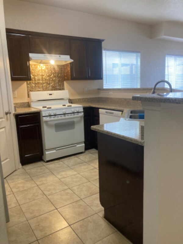 5909 Cielo de Oro Place, El Paso, TX 79924 - photo 5