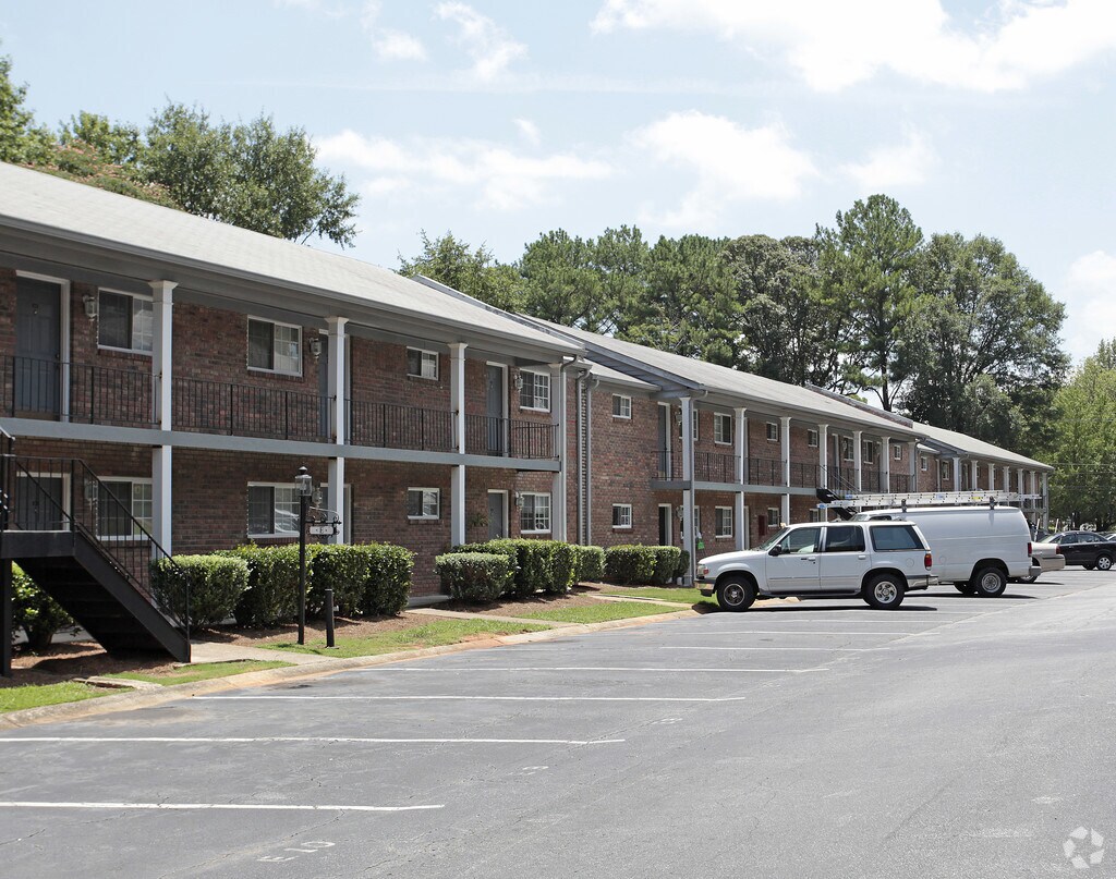 Westhampton Court Apartment Homes 2125 Defoors Ferry Rd NW Atlanta Westhampton Court Apartment Homes 2125 Defoors Ferry Rd NW Atlanta