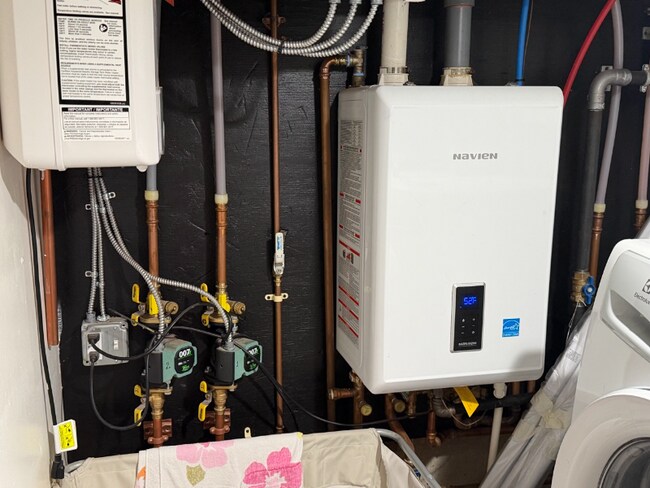 41 Shurtleff St, Revere, MA 02151 - photo 7