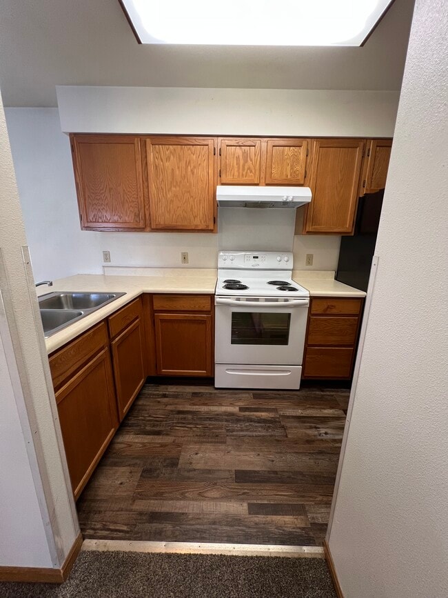 1526 Lake Elmo Dr unit 6, Billings, MT 59105 - photo 7