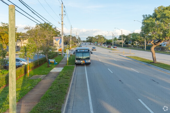 Experience bus transport: Simplify life in Hillsboro Ranches.