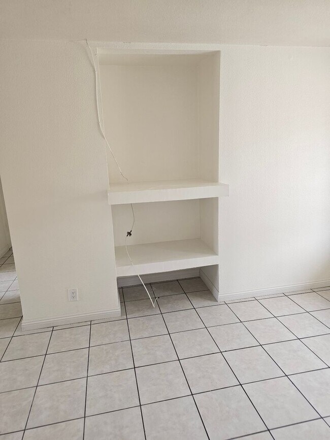 16594 Orange Way, Fontana, CA 92335 - photo 7