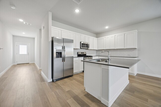 2128 Lone Star Ln unit 36658008, Seagoville, TX 75159 - photo 6