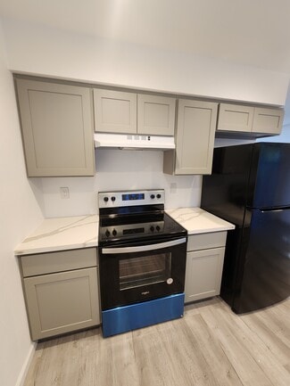 830 N Ferger Ave, Fresno, CA 93728