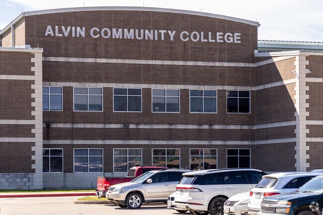 Iowa Colony residents can purse higher education at the nearby Alivn Community College.