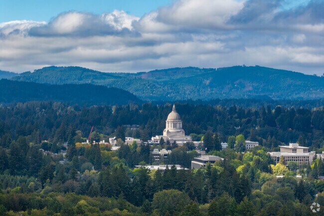 Indian Creek boasts views of the nearby Washington State Capitol Building.