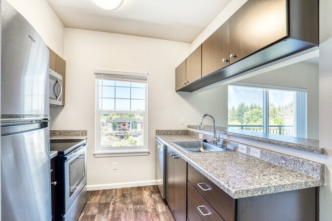 Trax at DuPont Station, Dupont, WA 98327 - photo 2