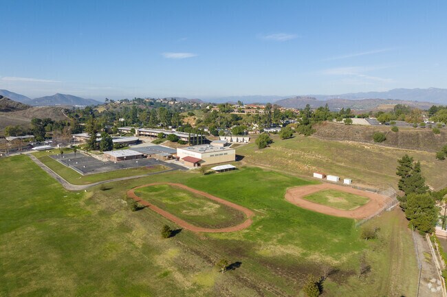 Redwood Middle School is located in Thousand Oaks.