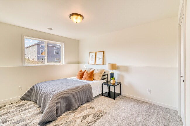 Basement Bedroom1_1.jpg