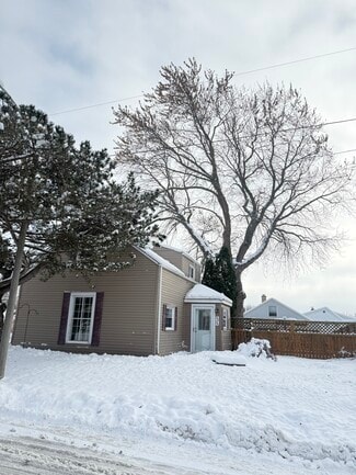 2525 W Abbott Ave, Milwaukee, WI 53221