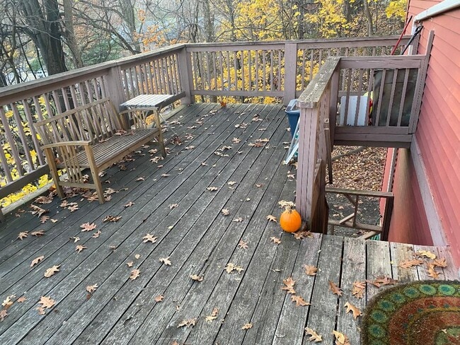 213 Hamburg Turnpike unit 2, Bloomingdale, NJ 07403 - photo 3