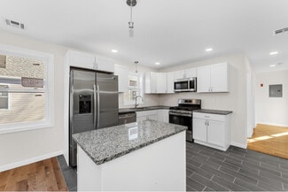 12 Andy St Unit 2, Providence, RI 02904
