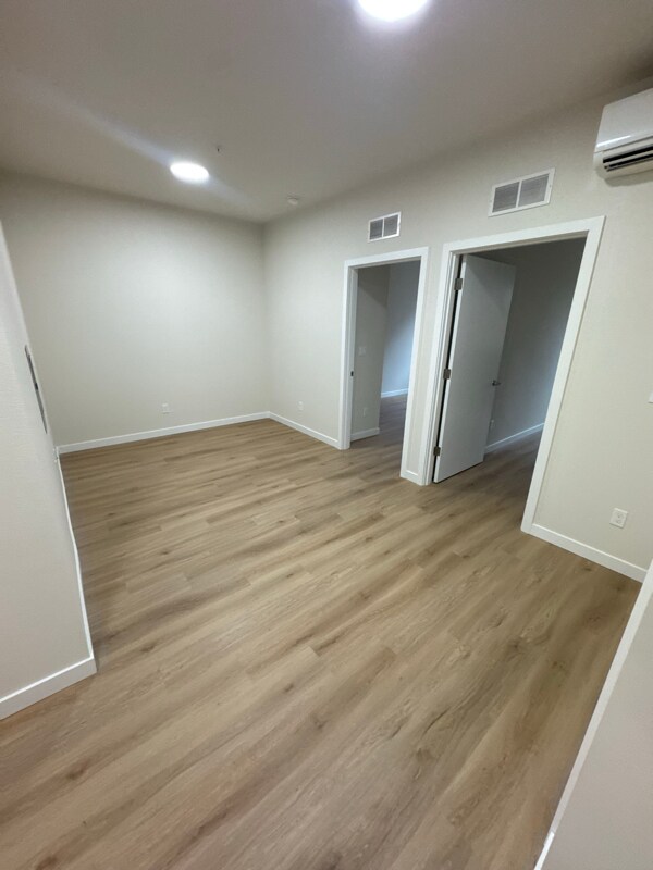 6110 NE Willow St unit 203, Portland, OR 97213 - photo 5