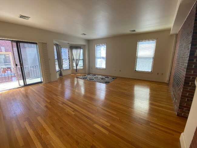 42 Worcester Square unit 6, Boston, MA 02118 - photo 6