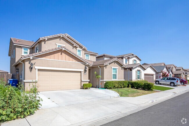 New Traditional style homes can come with a variety of style accents in the Herndon area.