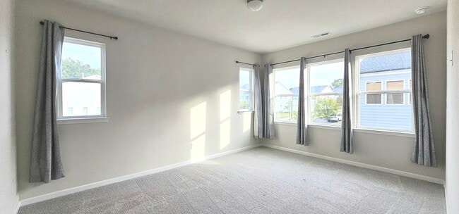 904 Kinsey Alley unit Bedroom 2, Charlotte, NC 28217 - photo 5