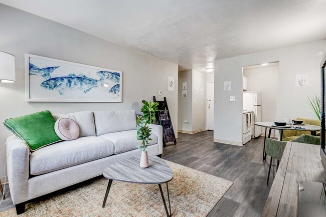 Forest Manor, Glendale, CO 80246 - photo 4