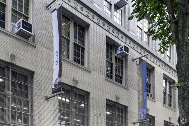 The Bronx Lab School promotes children's ownership of their education with inquiry.