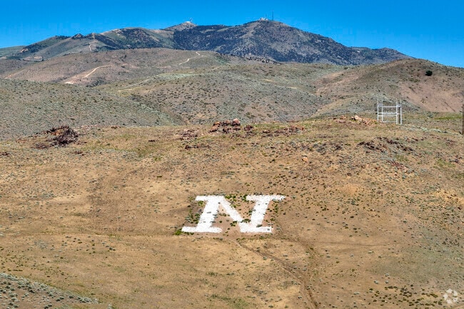 The large N for Nevada is a visual queue you're entering Panther Valley.