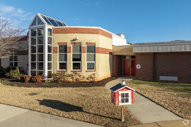 Achilles Elementary School has a student-teacher ratio of 16 to 1.