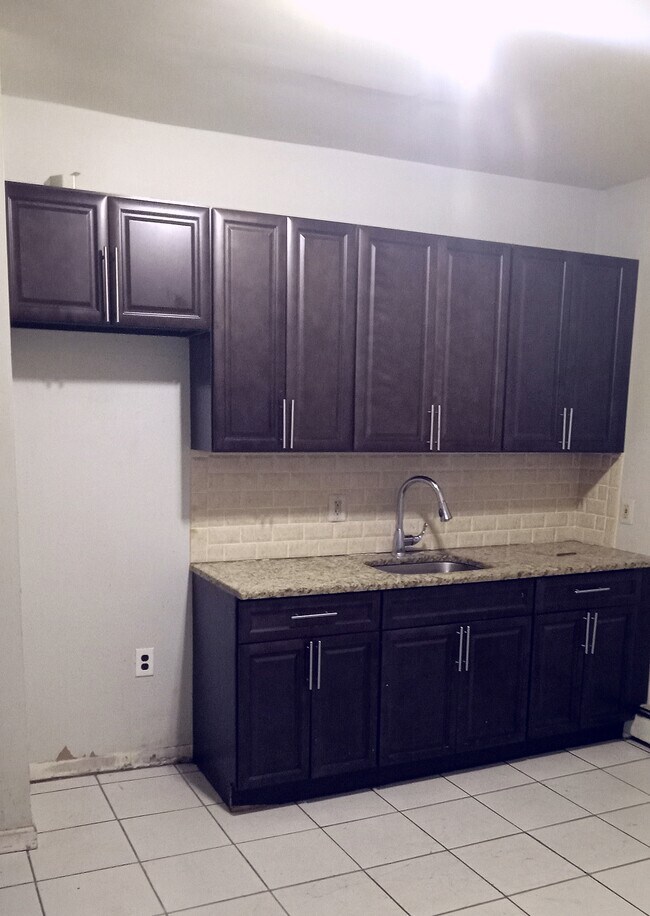267 Ellis Ave Unit 1, Irvington, NJ 07111