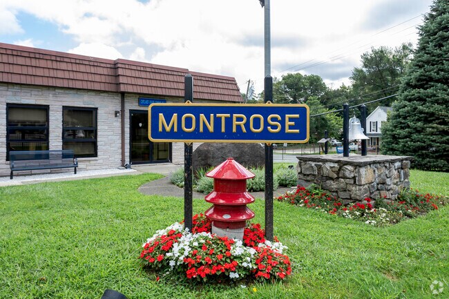Montrose is a suburb of New York City with a population of 3,432.