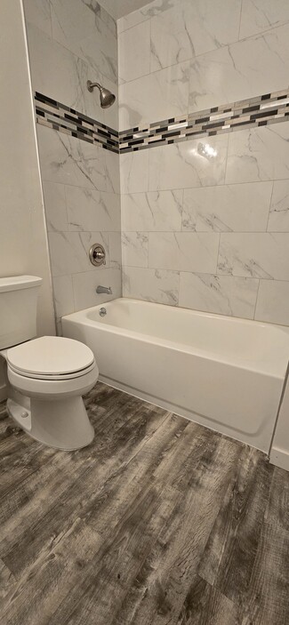 114 Orlando St Unit 114, Edison, NJ 08817