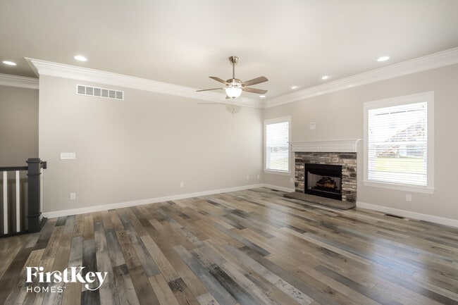 816 Mule Creek Dr, Wentzville, MO 63385 - photo 3