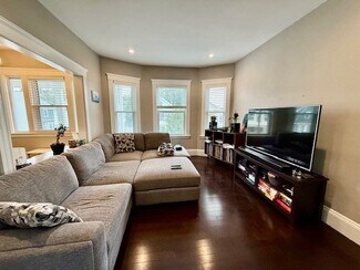 14 Olcott St Unit 1, Watertown, MA 02472