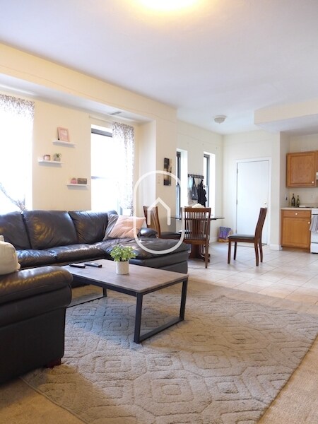 22 S Huntington Ave, Jamaica Plain, MA 02130 - photo 2