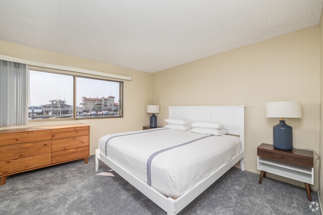 270 Portofino Way, Redondo Beach, CA 90277 - photo 3