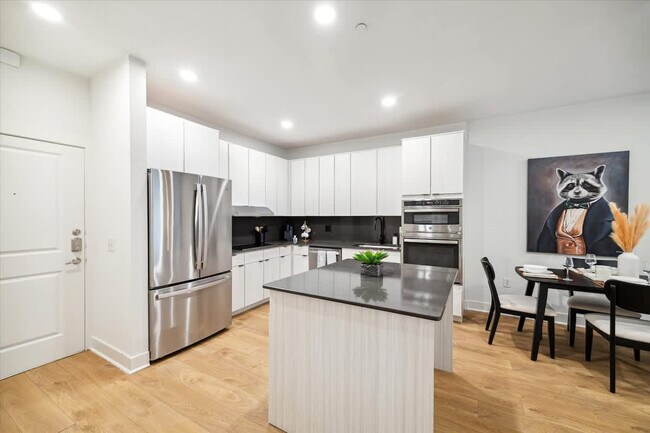 1112 Columbus St unit FL2-ID1039040P, Houston, TX 77019 - photo 7