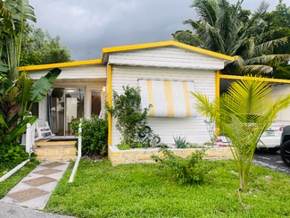 3050 SW 51st Ave, Davie, FL 33314