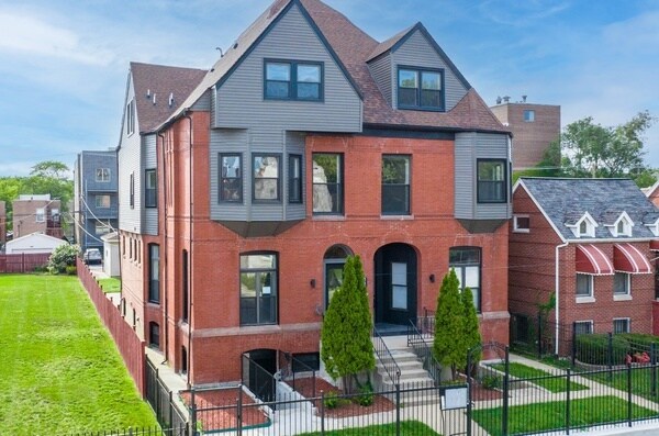 3330 S Indiana Ave unit 2S, Chicago, IL 60616 - photo 6