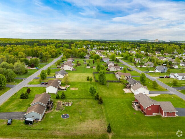 Larger lots mean a private, quiet lifestyle for residents in Kronenwetter.