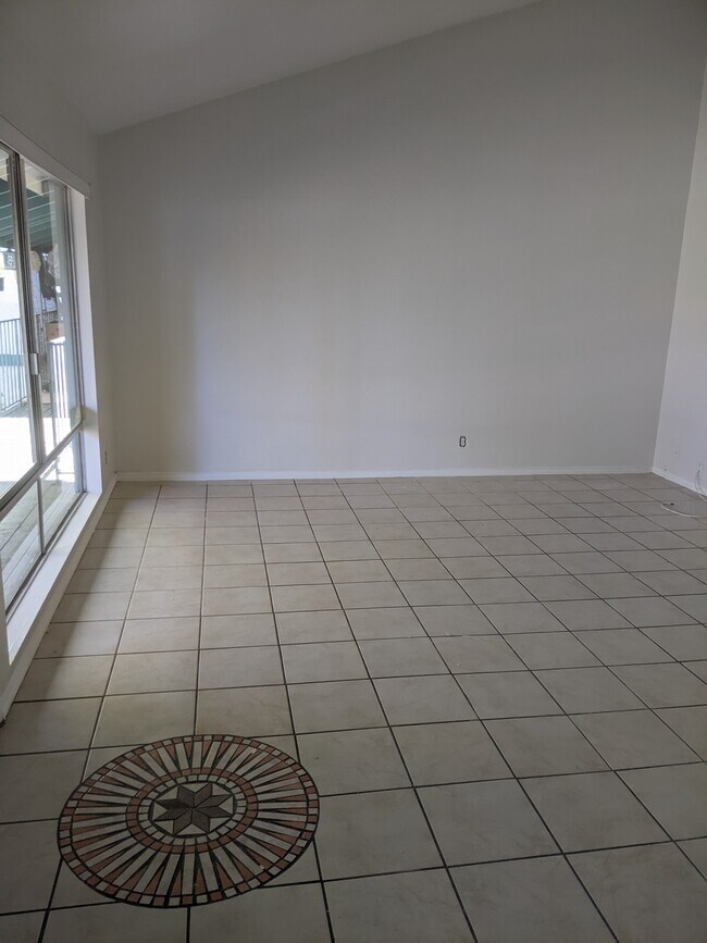 1811 E Grand Ave Unit 126, Escondido, CA 92027