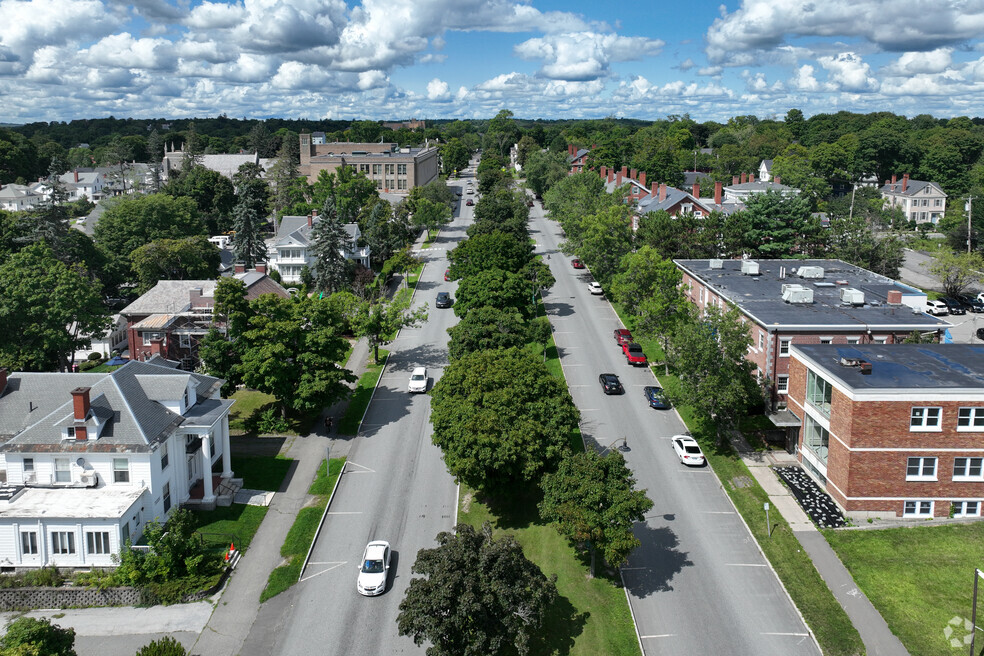 NH_Broadway_553852_P2_v1_RZ_091024