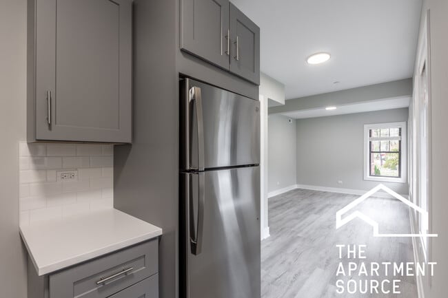 1139 Oak Ave unit W2, Evanston, IL 60202 - photo 6