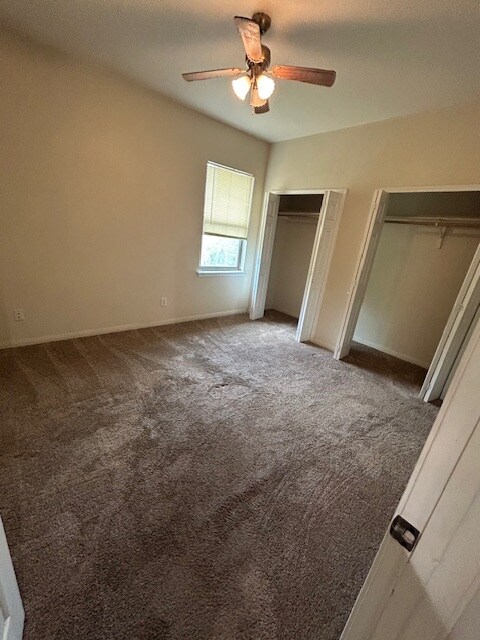 510 Dukeway unit 4, Universal City, TX 78148 - photo 4