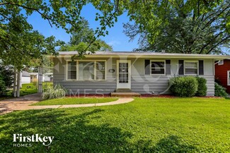 1355 Del Rey Dr, Florissant, MO 63031